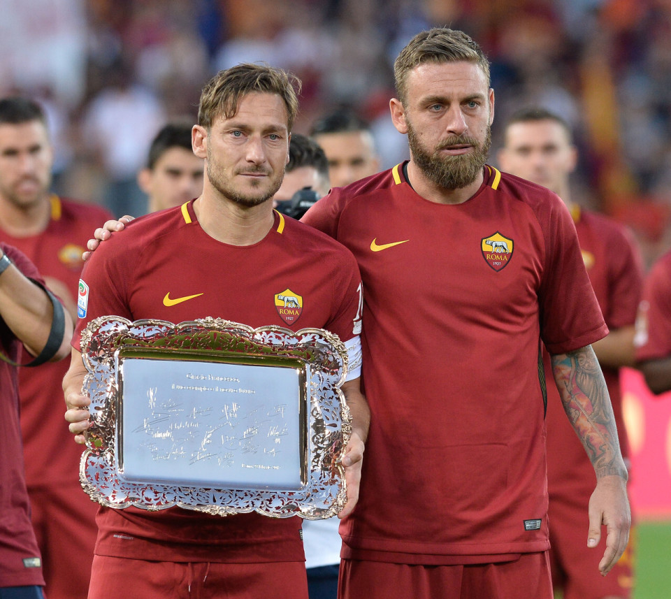 包含罗马球队面临困难，主教练信心十足的词条