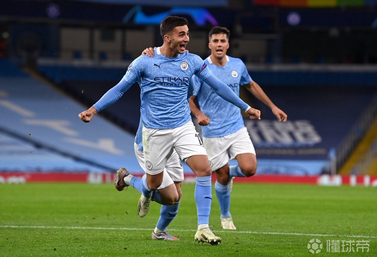 克罗地亚横扫曼联，费兰·托雷斯打破历史纪录的简单介绍