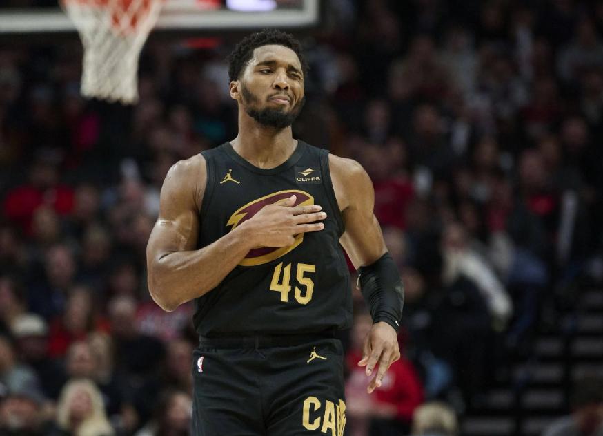 雄鹿横扫骑士,乔治刷新纪录 雄鹿横扫骑士,乔治刷新纪录