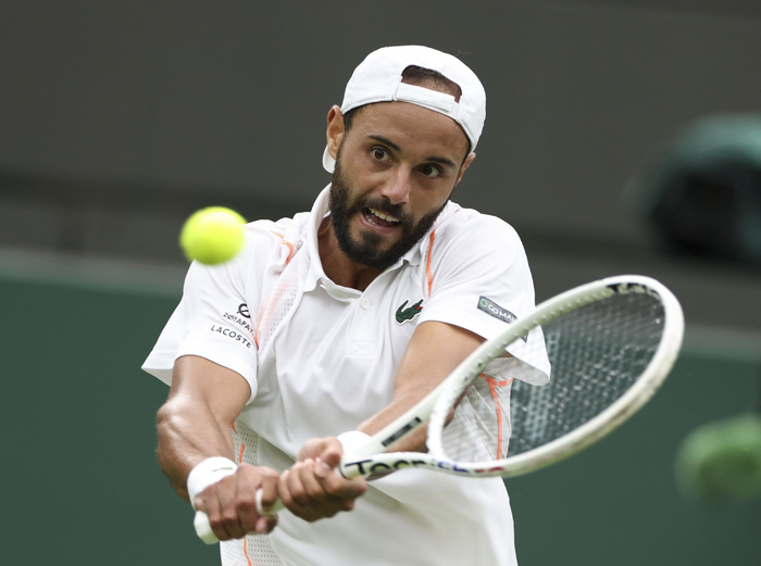 世界网球队横扫日本网球队，兹维列夫三分雨点燃全场的简单介绍