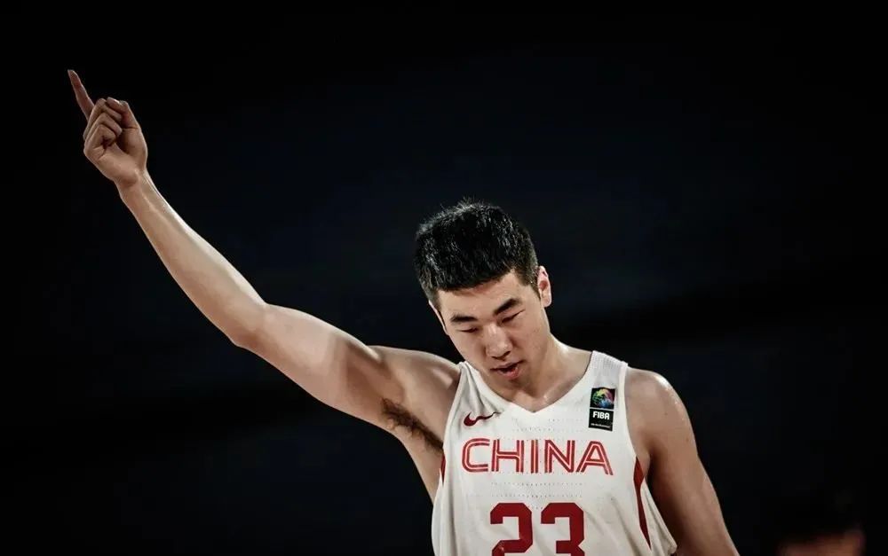 包含独行侠完胜快船，张镇麟扛起全队的词条