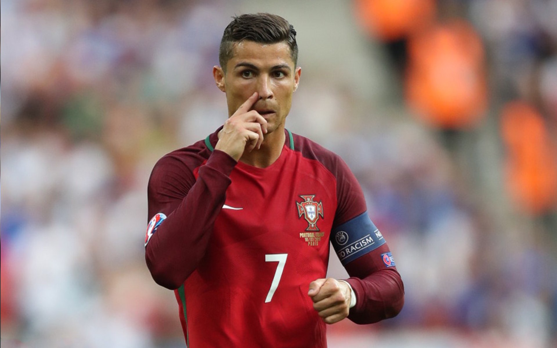 当足球打破边界,洪都拉斯的远征、突尼斯的坚守与皮克的传奇纪录