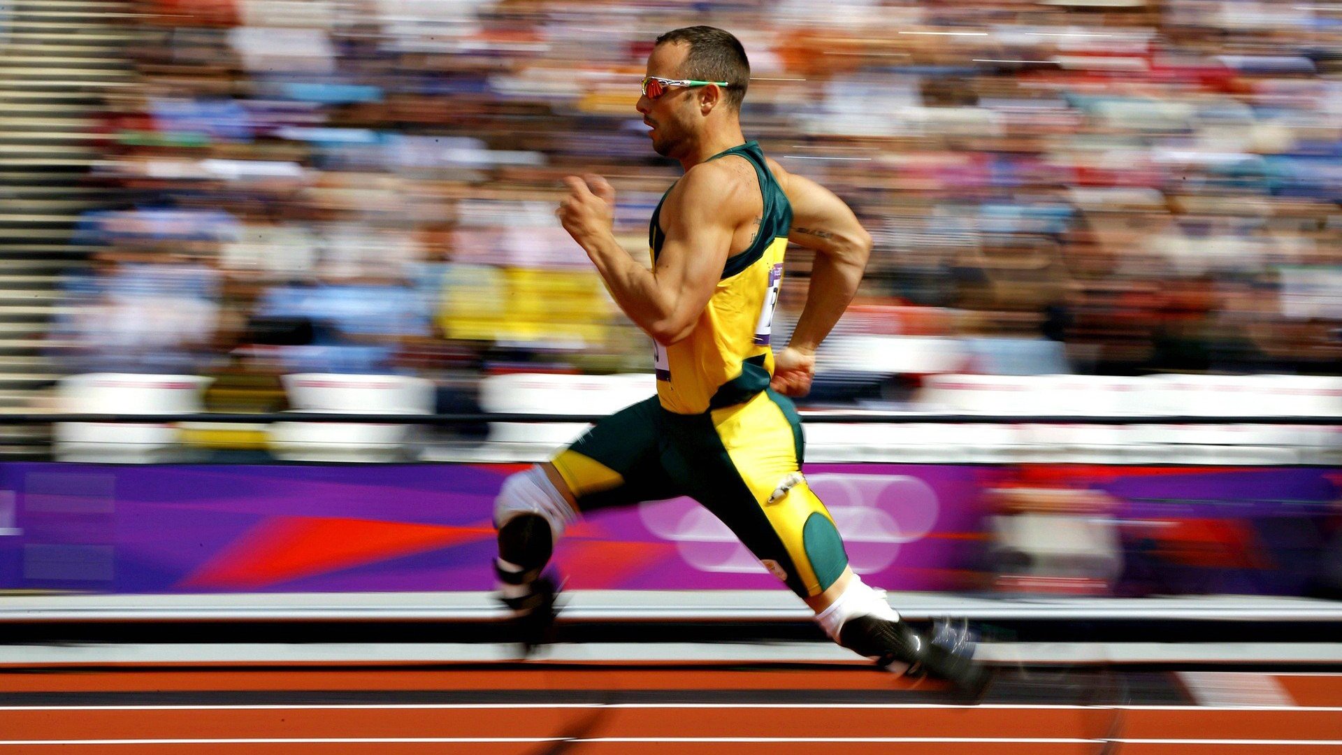 火力压制与关键接管，雄鹿的团队胜利与保罗的孤胆英雄